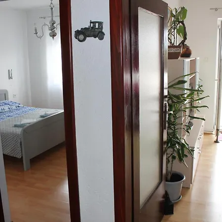 Serene Sea View Krk With Balcony - Two Bedroom With Sea View And Balcony Апартаменты