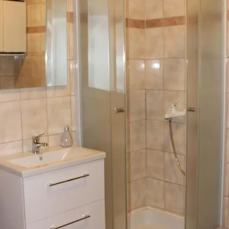 Апартаменты Serene Sea View Krk With Balcony - Two Bedroom With Sea View And Balcony